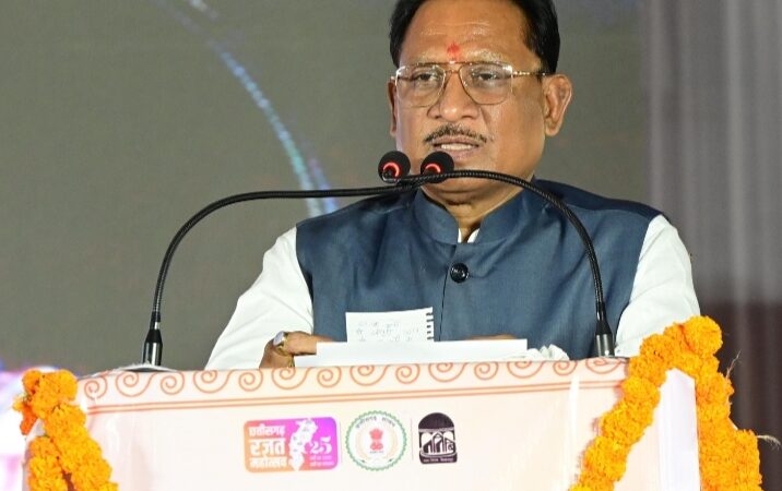 मुख्यमंत्री ने जिले को दी विकास कार्याें की बड़ी सौगात